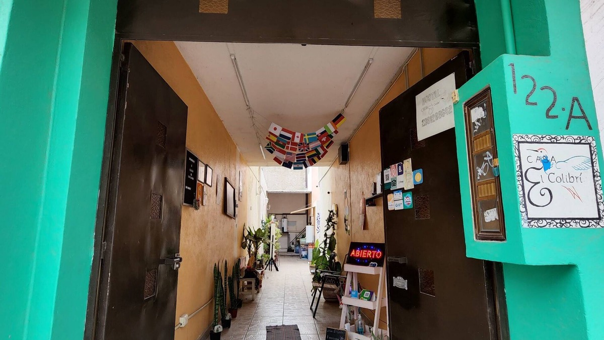 Centro de la Ciudad House | Hummingbird House
