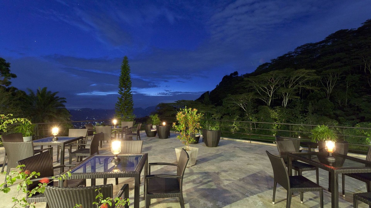 Ukuwela Resort | Hunas Falls Hotel