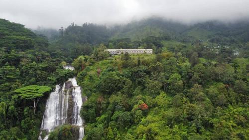 Ukuwela Resort | Hunas Falls