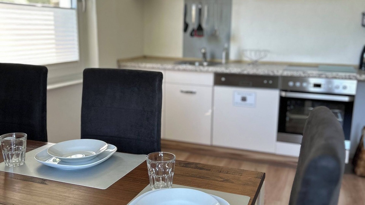 Seffern Apartment | Hundefreundliche Ferienwohnung Haus Kiewisch Direkt am Ruhigen Waldrand Gelegen