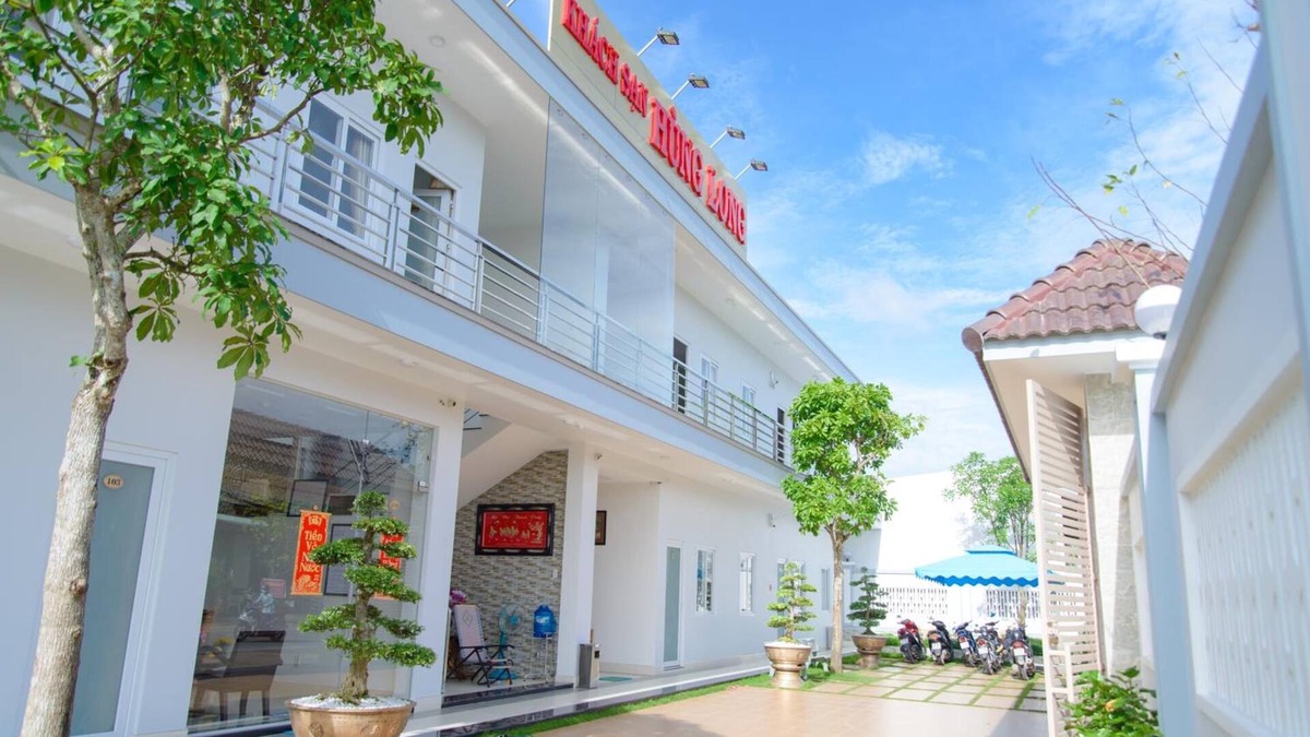 Giong Trom Hotel | Hung Long Hotel