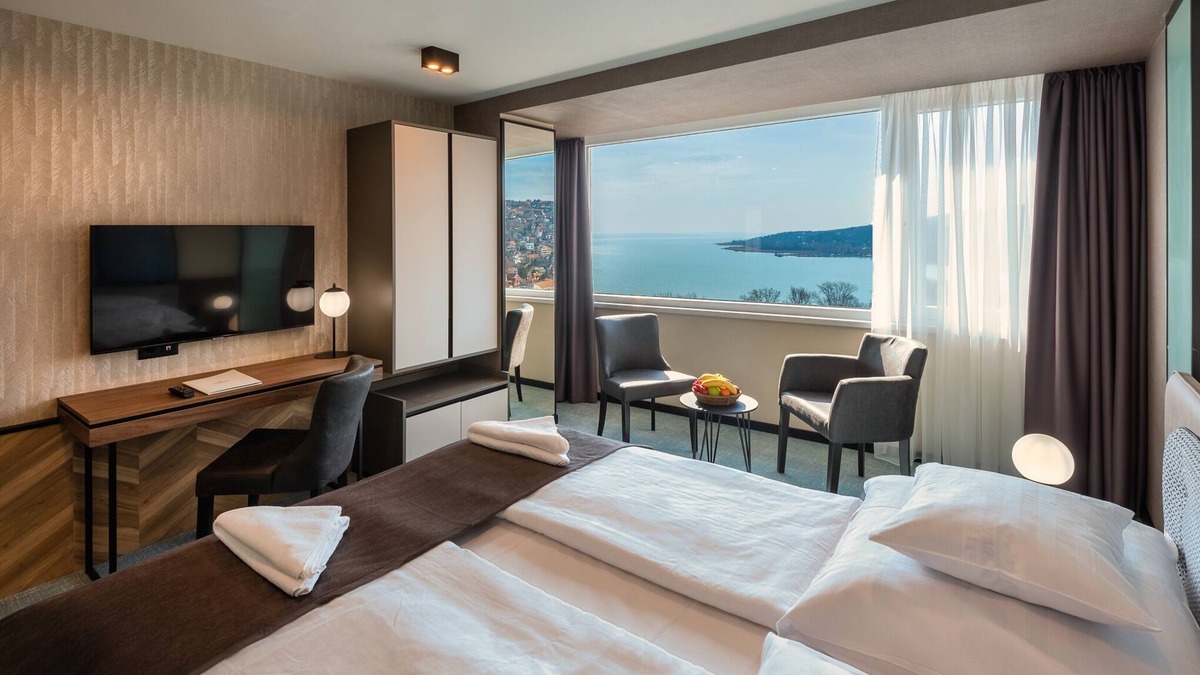 Balatonalmadi Hotel | Hunguest BÁL Resort