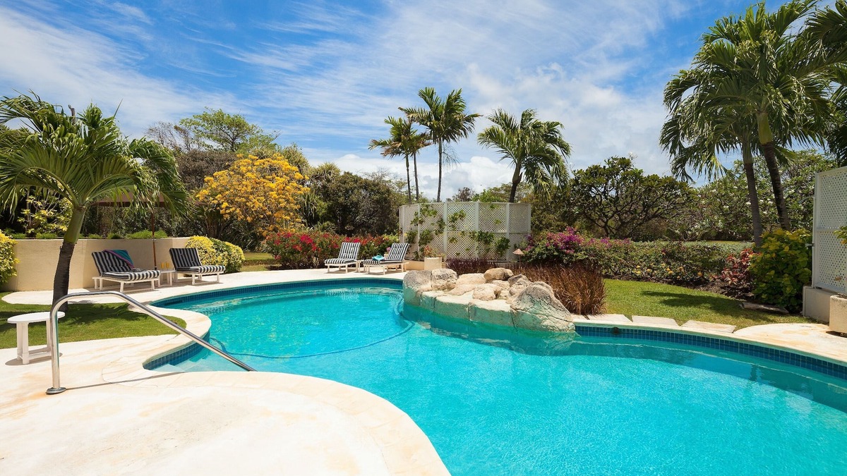 Long Bay Villa | Hunter Cottage - luxury villa with pool. Car special included in Summer Rate