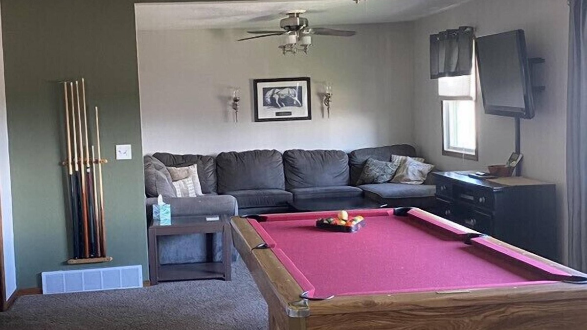 Canistota House | Hunters Getaway