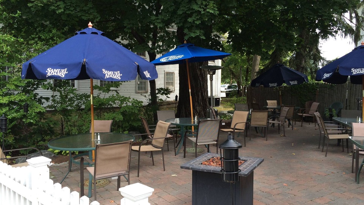 Grafton Hotel | Hunters Grille and Tap at The Grafton Inn