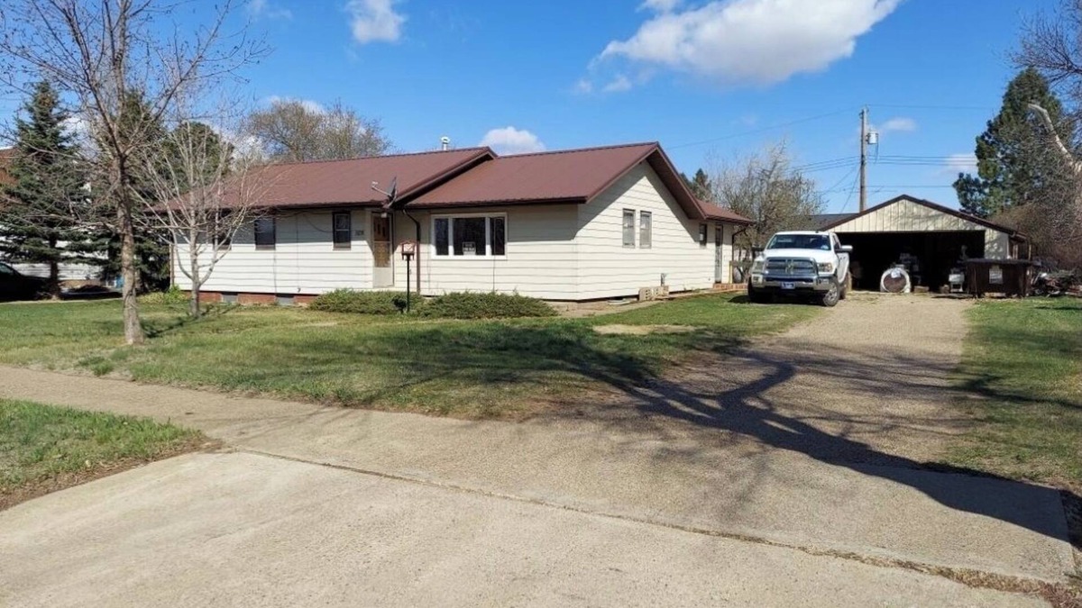 Carson House | Hunter’s Special!