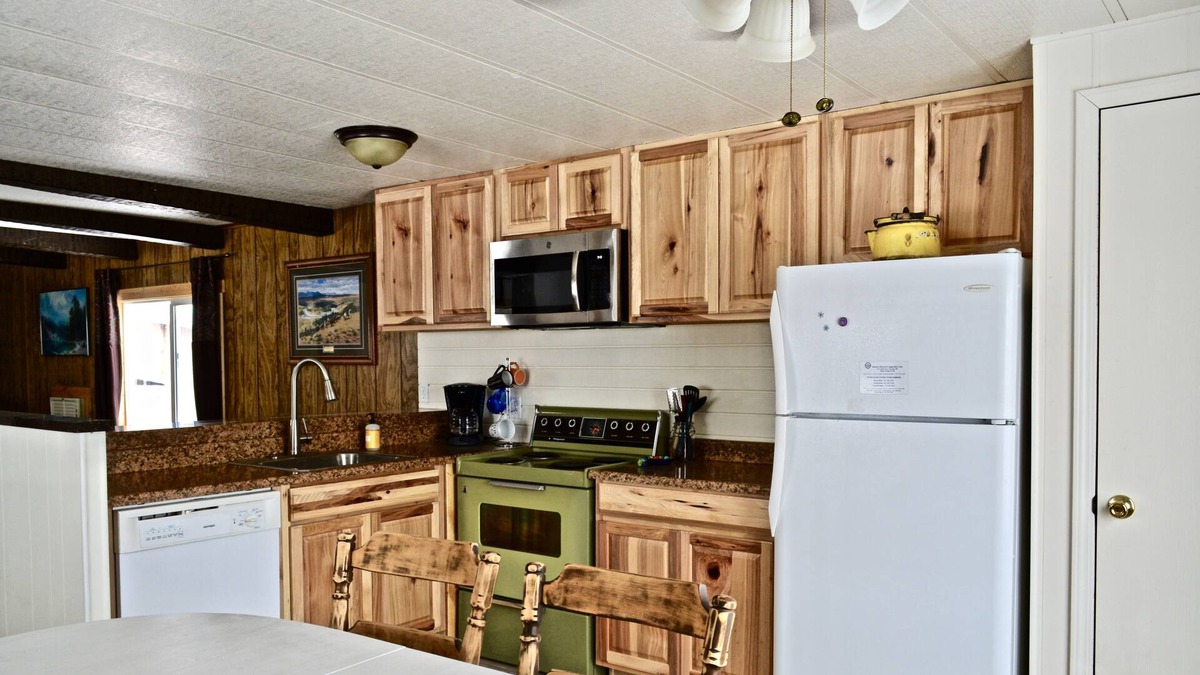 Hines House | Hunting/ Birding Cabin In Beautiful Harney County