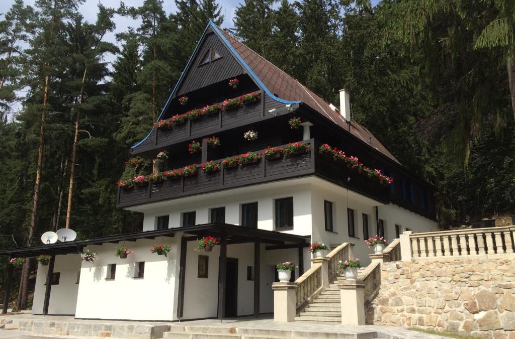 Sokolov Hotel | Hunting Lodge Vitkov