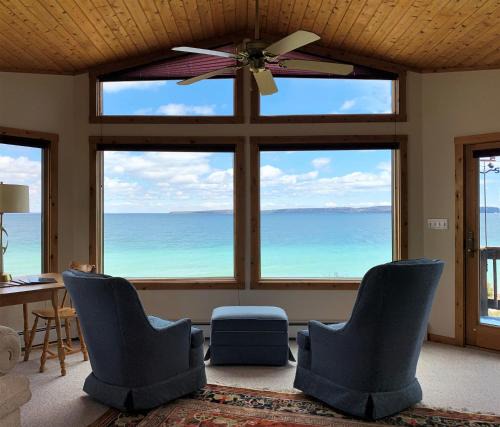St Ignace House | Huron Haven