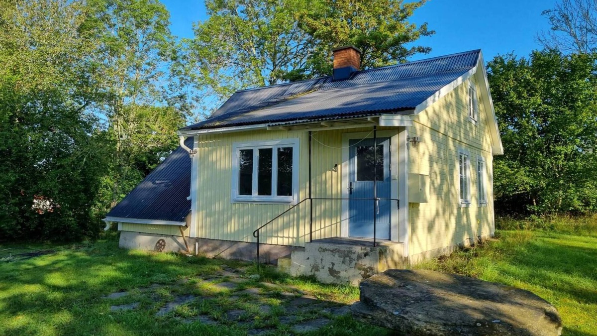 Ruda House | Hus Blommenhöns - Swedish house with fast internet & animals in Småland