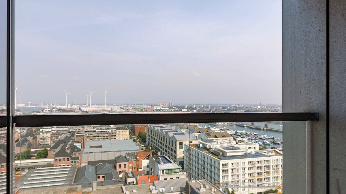 De Kaaien Apartment | Huswell - Amazing apartment in London tower with p