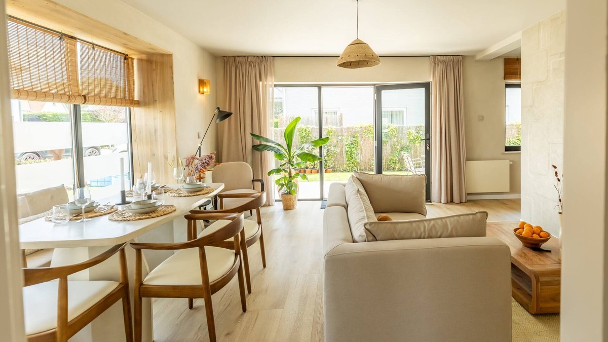 Cadzand-Bad Apartment | Huswell - Modern Apartment with Garden, Near Beach