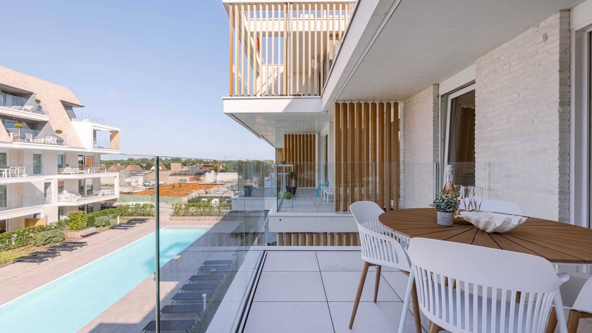 Nieuwpoort-Bad Apartment | Huswell - New apartment with pool, parking & Spa
