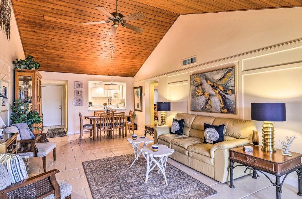 Fort Pierce Apartment | Hutchinson Island Condo Community Amenities!