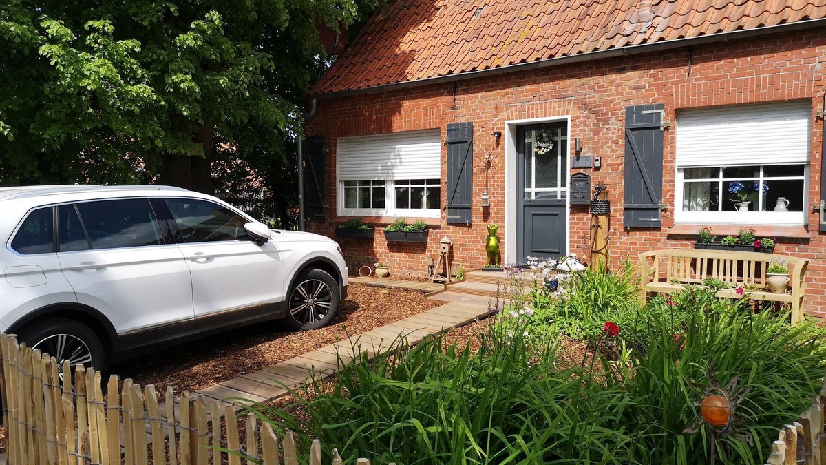 Hamswehrum House | Huus an`t Dörpsdiek - Entire vacation home