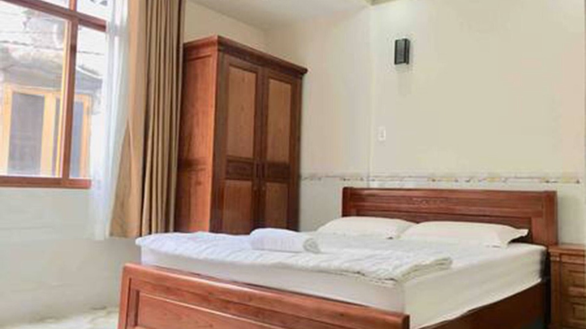 Ben Nghe House | Huyen House - your home away from home, central of Saigon