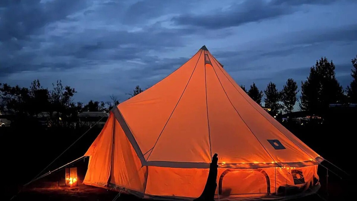 Hvolsvollur RV Rental | Hvolsvöllur Glamping 2 nn