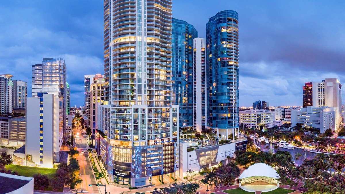 Riverwalk Fort Lauderdale Hotel | Hyatt Centric Las Olas Fort Lauderdale