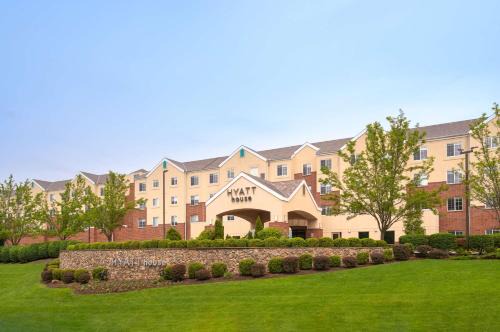 White Plains Hotel | Hyatt House White Plains