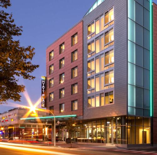 Hyde Park Hotel | Hyatt Place Chicago-South/University Medical Center