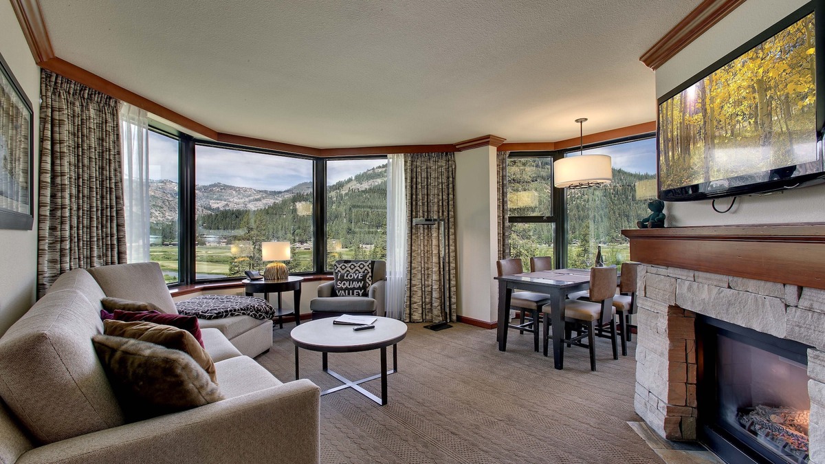 Olympic Valley Condo | Hyatt’s EVERLINE™️Resort & Spa,2bdrm PANORAMIC VIEWS!Pool,hot tubs SKI-IN-Out😎