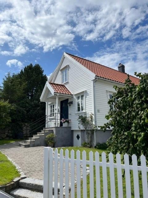 Egersund House | Hybel med bad
