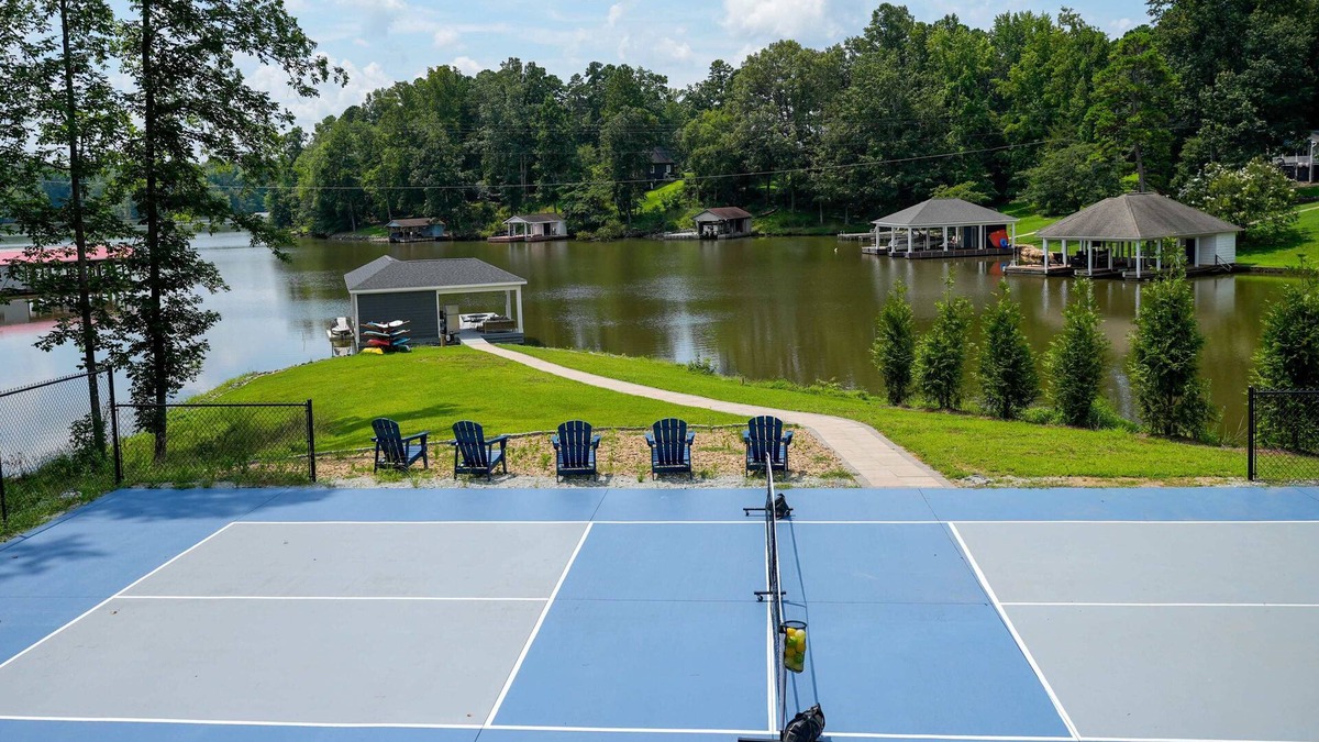 Semora House | Hyco Pickle Pointe. Lakefront 4 bed 3 bath w/private pickleball court