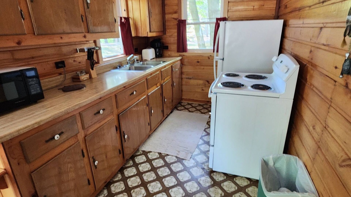 Hackensack Cabin | Hyde-A-Way Bay Resort #16