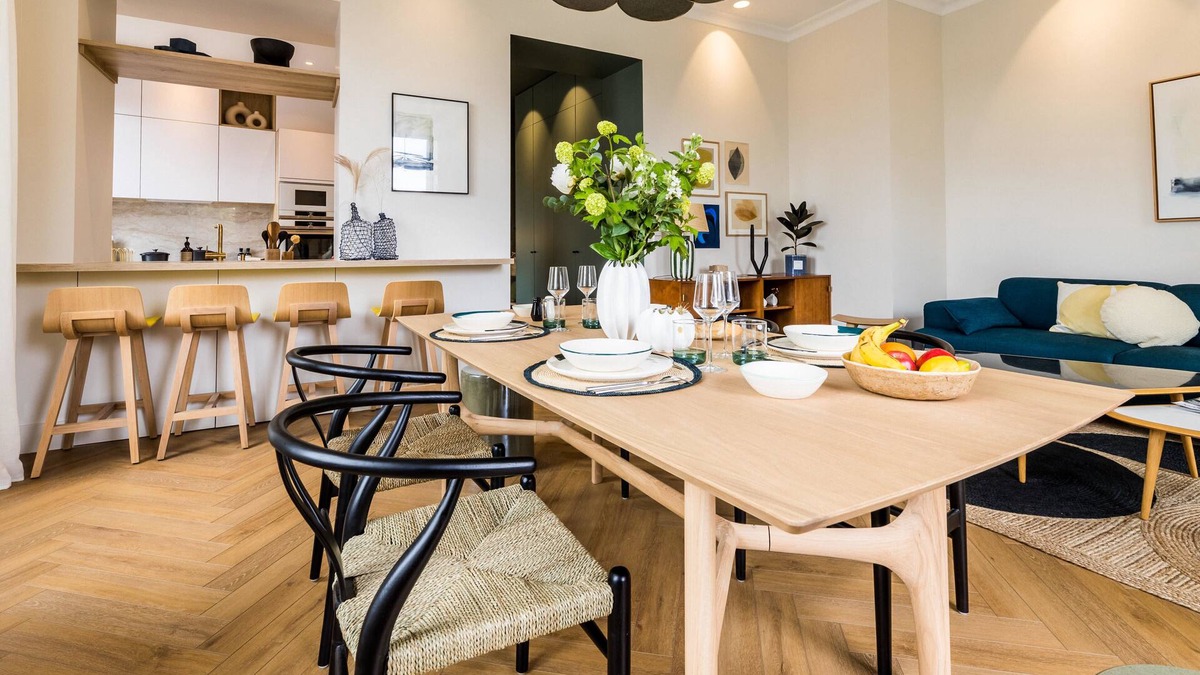 Behobie Apartment | HYGGE KEYWEEK Apt 2 bedrooms with parking in Biarritz city center
