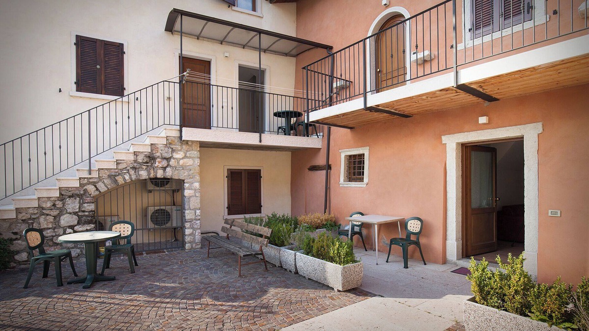 Cassone Apartment | hygiene house, Casa Higieia - Appartamento nel centro storico di Cassone