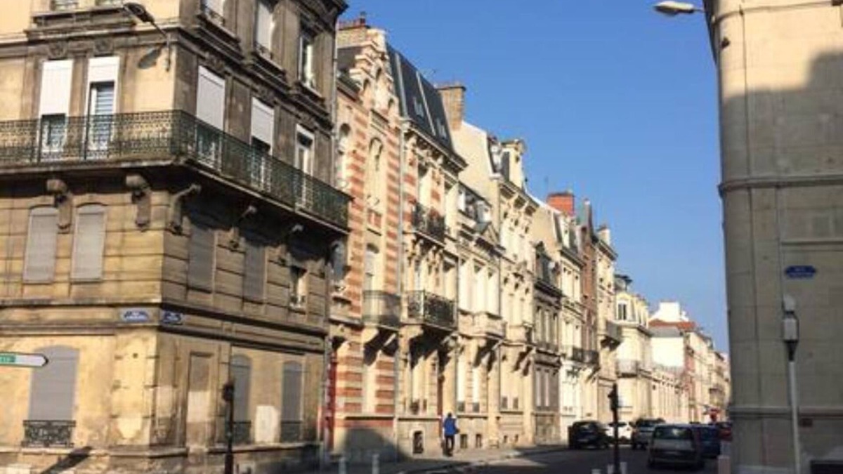 Courlancy Apartment | HYPERCENTRE CHABAUD - STUDETTE 2