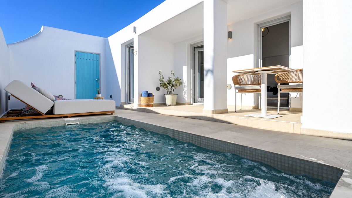 Karterados Villa | Hypnōs boutique villa with amazing heated pool hot tub