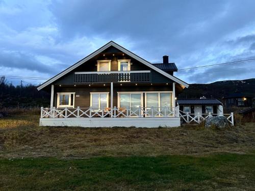 Storekorsnes House | Hytte i Altafjorden