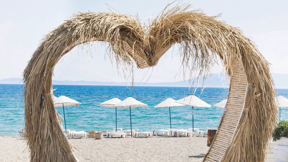 Cumhuriyet Hotel | İmaj Beach Hotel