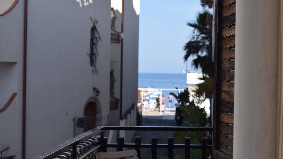 Recanati Apartment | I Puritani on the beach apartment 2