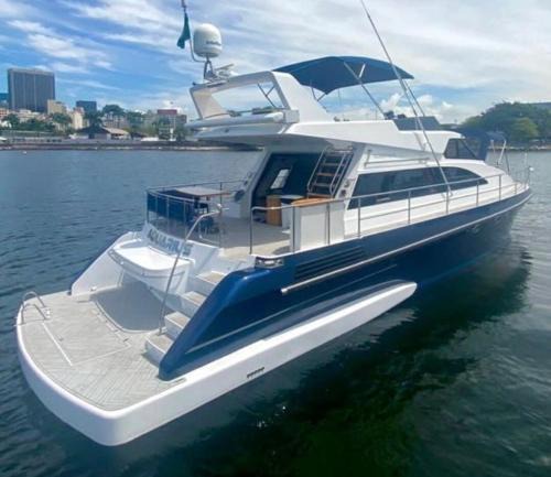 Centro Boat Rental | Iate de Luxo 20 pessoas com 5 horas de passeio