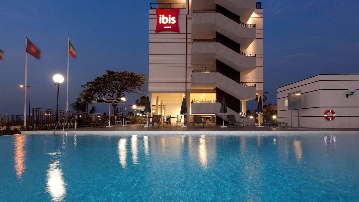 Bata Hotel | ibis Bata