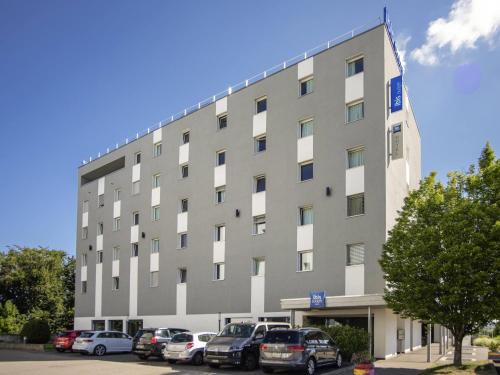 Granges-Paccot Hotel | ibis budget Fribourg