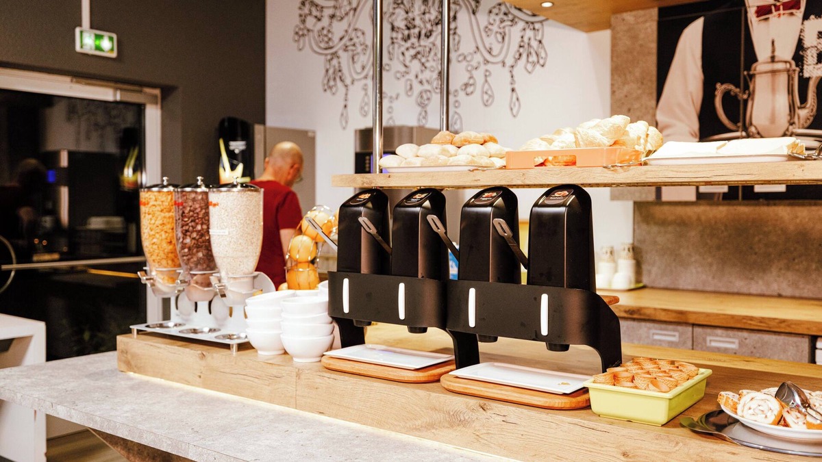 Findel Hotel | ibis budget Luxembourg Aéroport