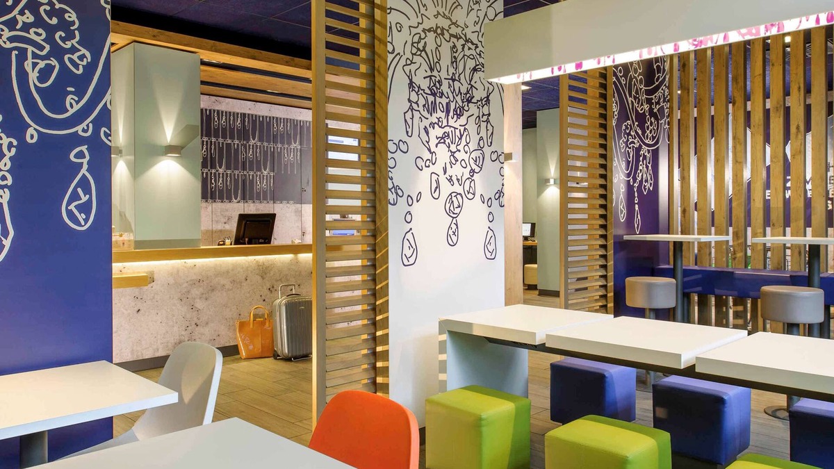 Saint-Genis-Laval Hotel | ibis budget Lyon Saint Genis Laval