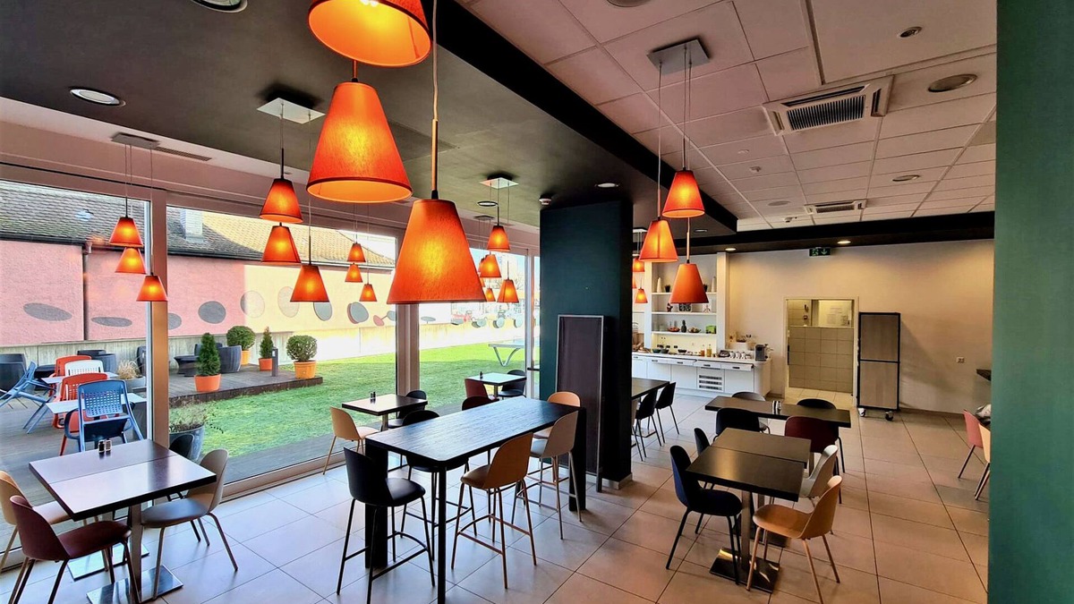 Delemont Hotel | ibis Delemont Delsberg Hotel