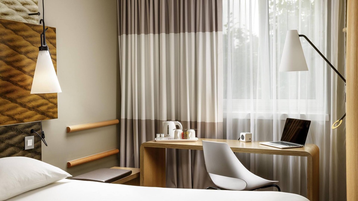 Gascoigne Hotel | ibis London Barking