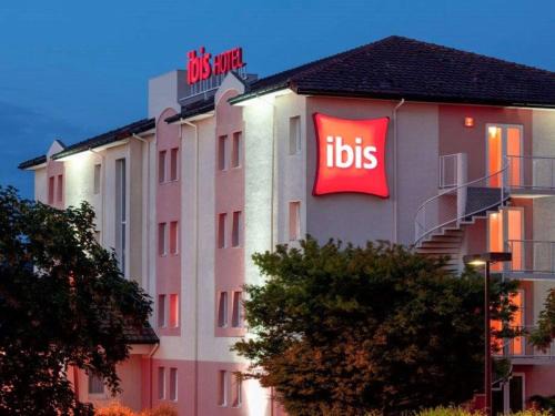 Lons Hotel | ibis Pau Lescar