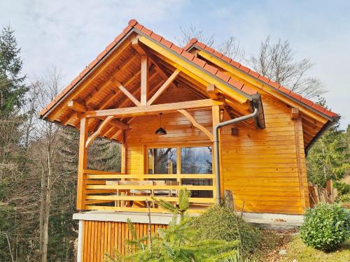Kamnik House | Ica - hišica v hribih