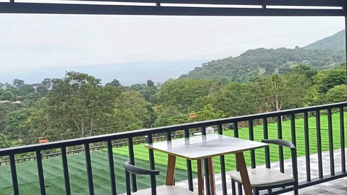 Pak Chong District Hotel | Ice Hill