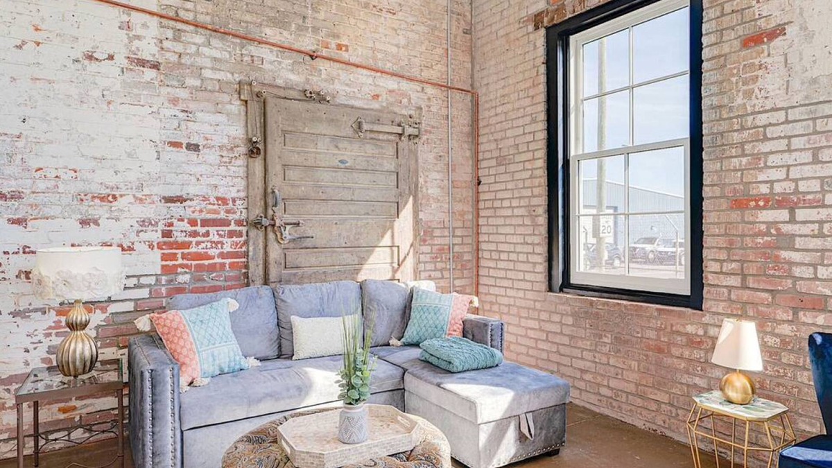 Newport News Apartment | Ice Ice Baby Downtown Newport News