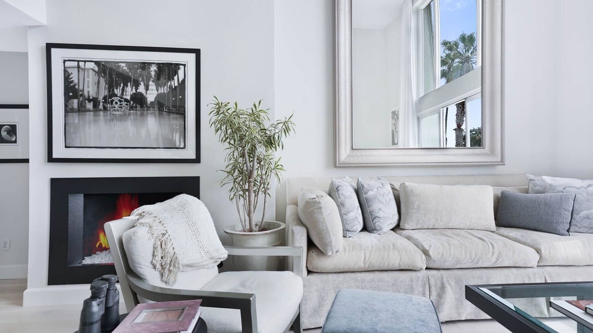 Ocean Park Condo | Iconic California Beach Getaway