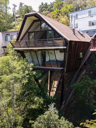 Hollywood Hills House | Iconic Gesner Boat House Wview Of Hollywood Sign