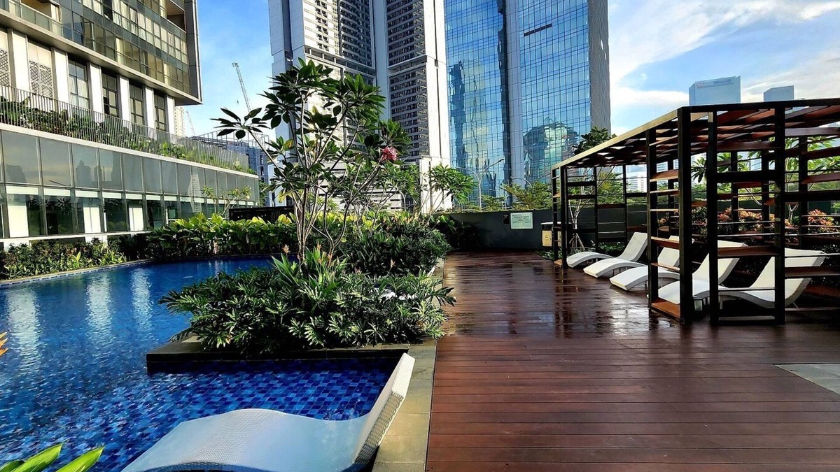 Semanggi Apartment | Unforgettable Nights With Sparkling Lights at 23rd