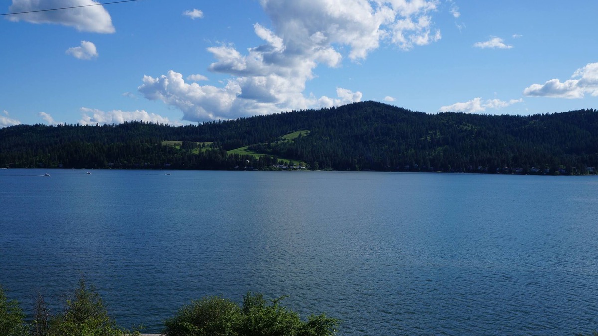 Harrison House | Idaho Lake Retreat - Home on Lake Coeur d' Alene!